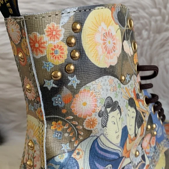 RARE Dr. Martens 1460 Pascal Eastern Art | US 6 - Picture 13 of 15